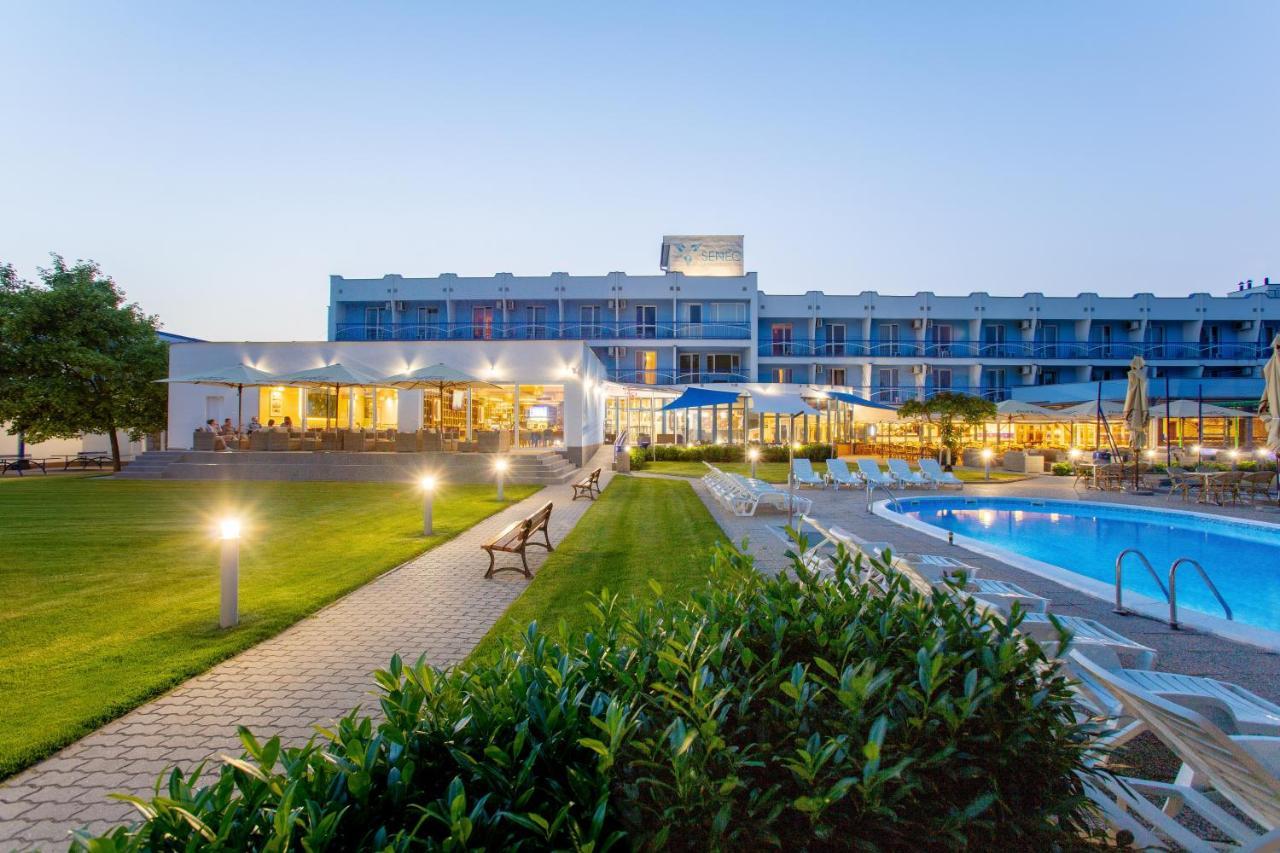 Hotel Senec Aqua Resort Exterior photo