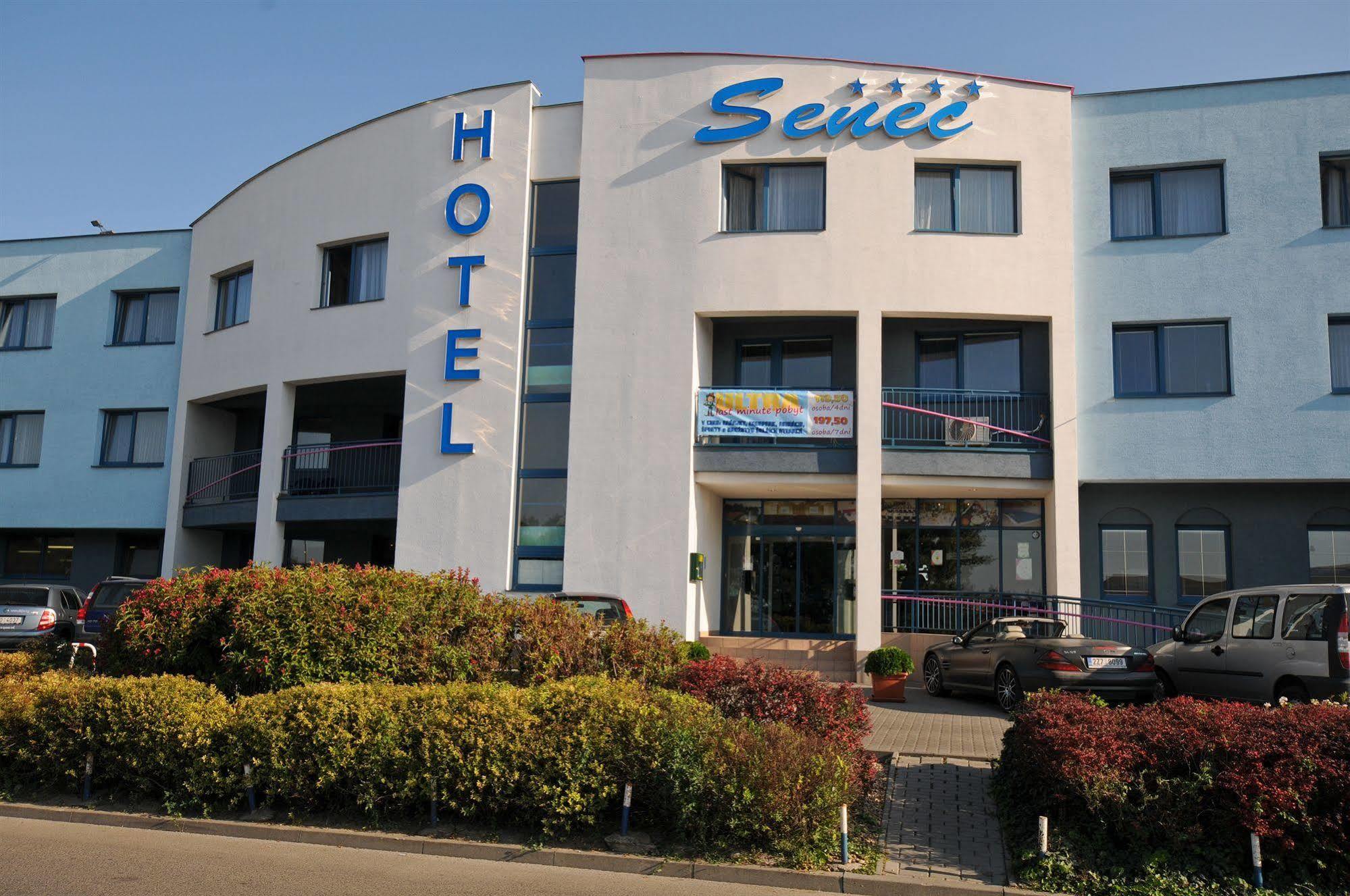 Hotel Senec Aqua Resort Exterior photo